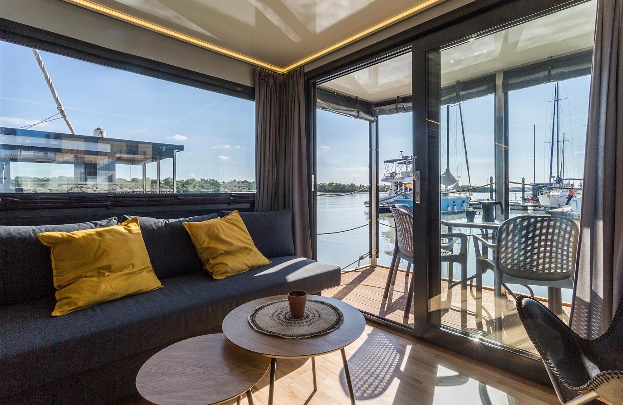 Azvalia Luxury Casa Barco New York And Texas-Unique Houseboat Experience El Puerto de Santa Maria Exterior foto
