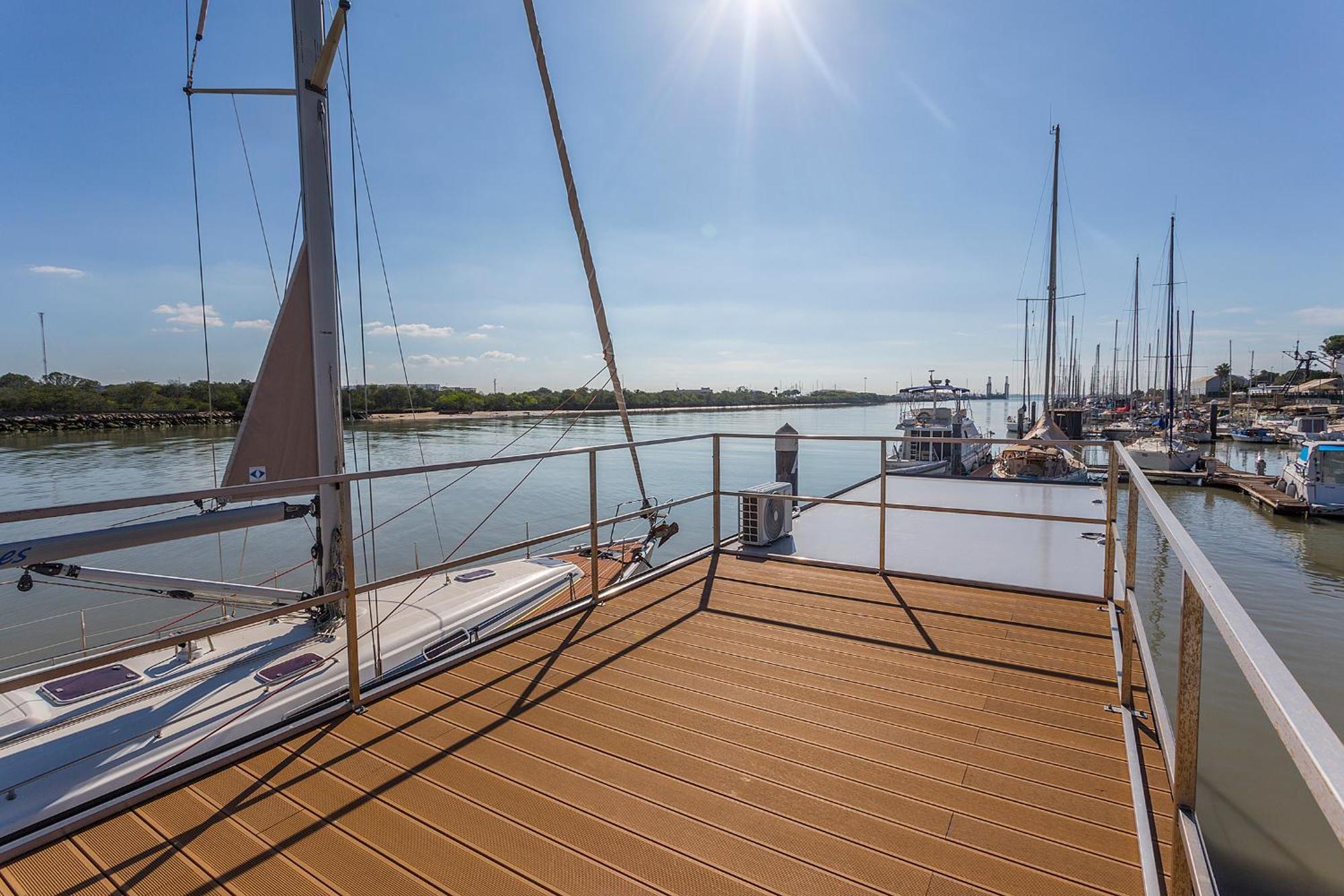 Azvalia Luxury Casa Barco New York And Texas-Unique Houseboat Experience El Puerto de Santa Maria Exterior foto